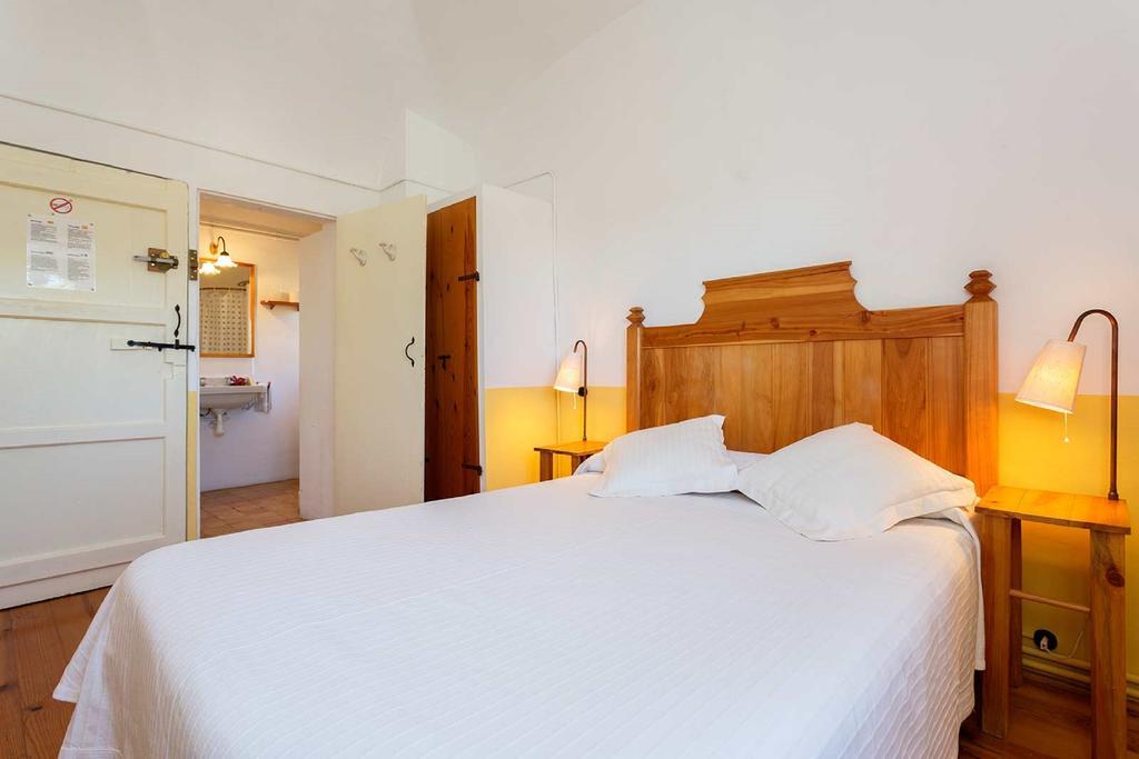 Can Felicia Hotel Beuda Habitación foto
